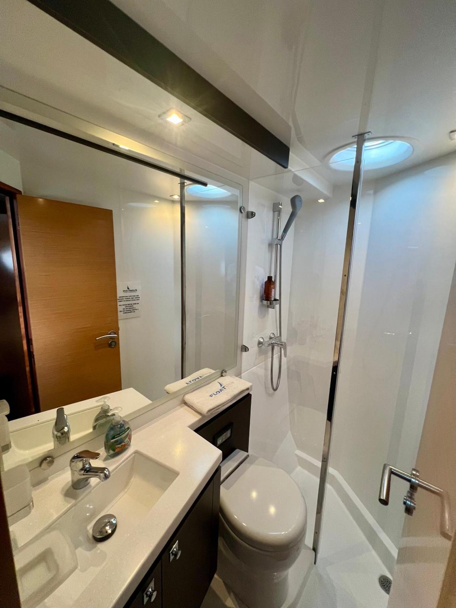 Floatinn Boat-Bnb Genève Eksteriør billede