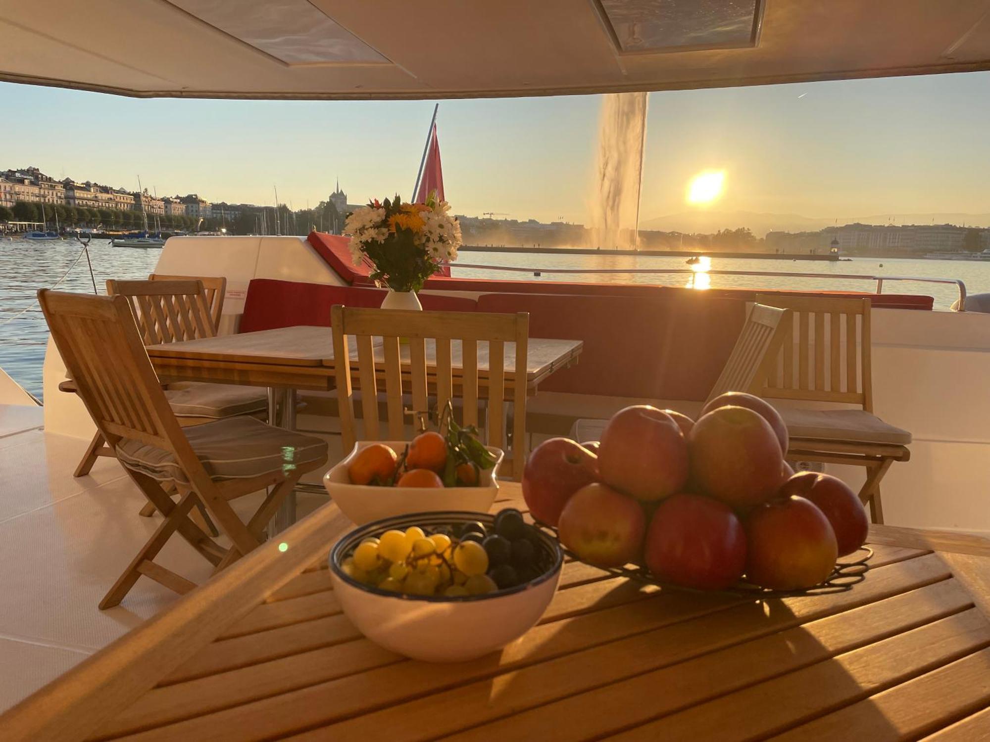 Floatinn Boat-Bnb Genève Eksteriør billede